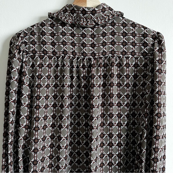 Max Studio Deep Cuff Long Sleeve Blouse - Picture 8 of 11